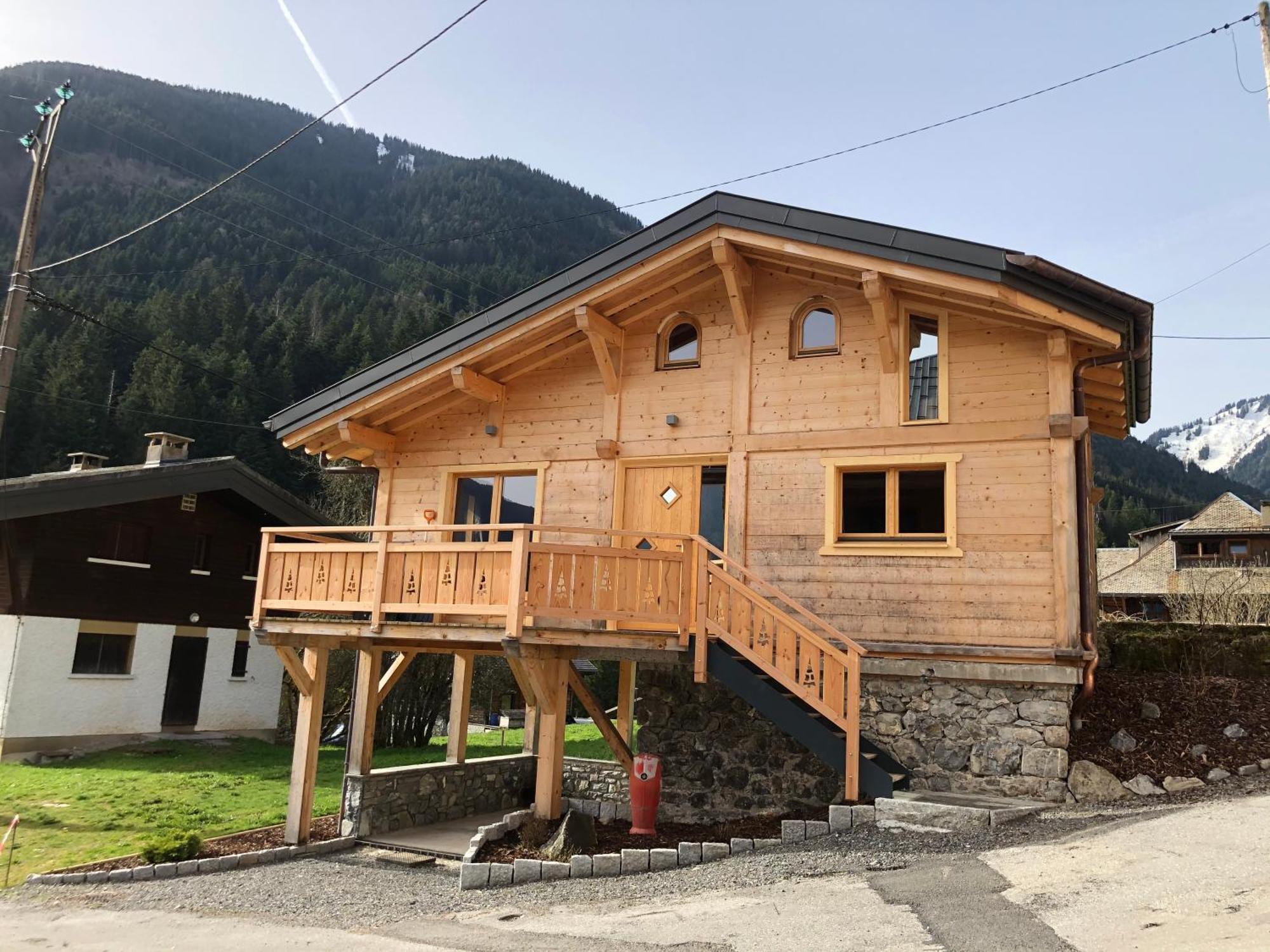 Chalet Cosy Et Moderne Vue Montagnes Seytroux Ngoại thất bức ảnh