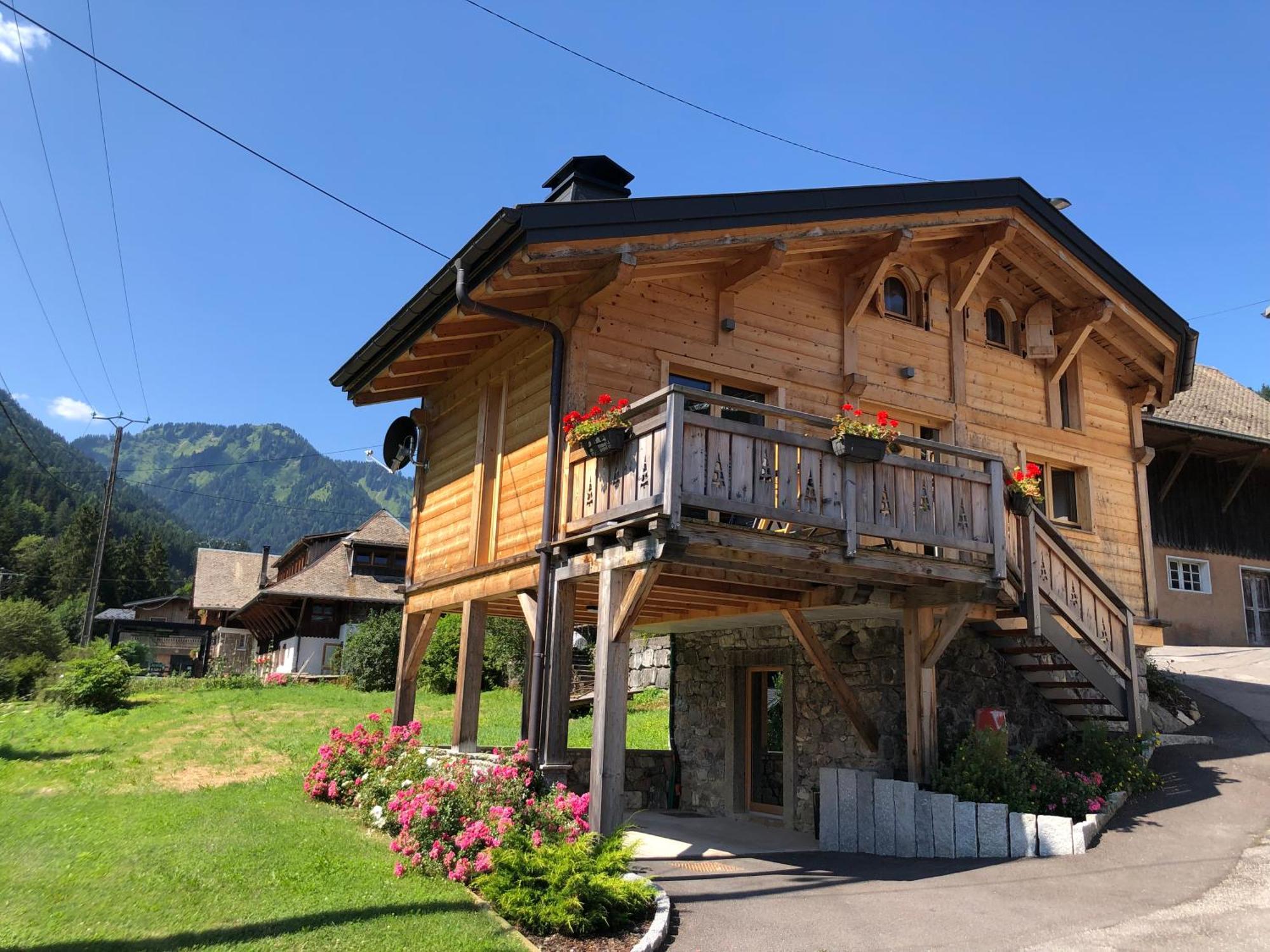 Chalet Cosy Et Moderne Vue Montagnes Seytroux Ngoại thất bức ảnh